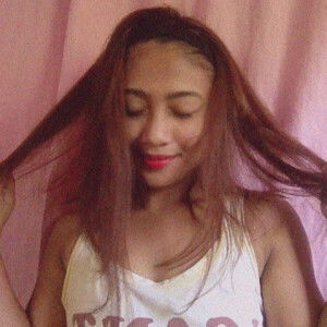 Yna Leonor profile icon