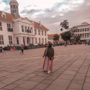 Fika Agustia profile icon