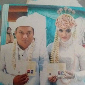 Lusi SriWahyuni profile icon