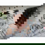 Nur Anggi Amelia profile icon