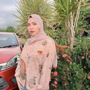 Nur Izzati profile icon