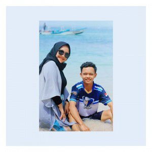 Intan Dini Aryani profile icon