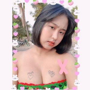 อุ้ม มือ. profile icon