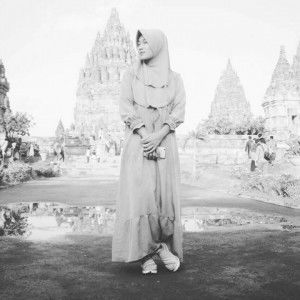 Qwen Swastika Swastika profile icon