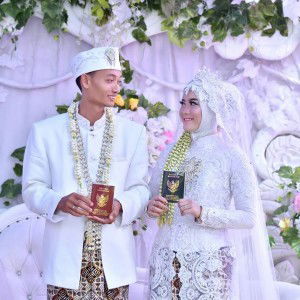 Dian Susanti profile icon