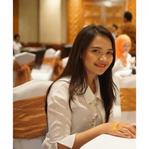 Derinda Harnintyas profile icon