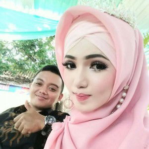 Rena Siti Nur Aliah profile icon