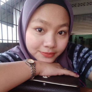 Nur Aliana profile icon