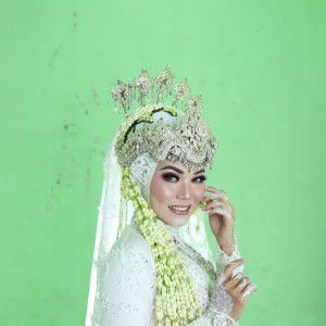 Lusi Susanti profile icon