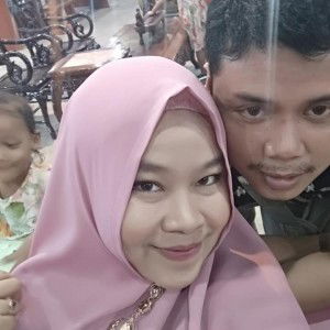 Dewi Paramita Sari profile icon