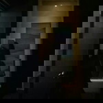 ارني عزرا profile icon