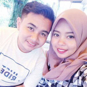 Tuti Andriyanni profile icon