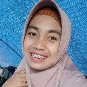 Suprianingsih RheyFhandy profile icon