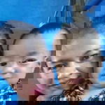 Dina Apriani profile icon