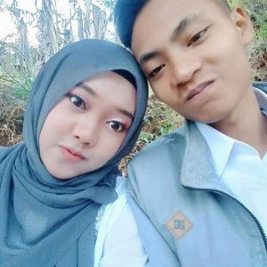 Ayu Astriani profile icon