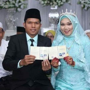 Rahmi Husein profile icon