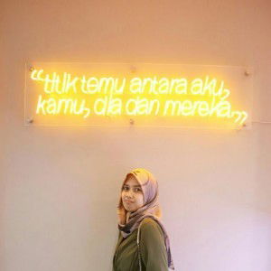 nia servina profile icon