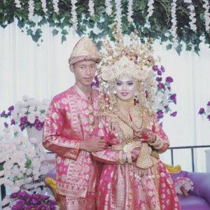 Cici Wulan Ndari profile icon