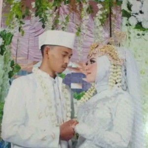 Neng Mirna profile icon