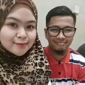 Intan Suraya Suraini profile icon