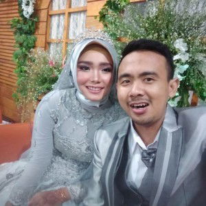 Mey Nurwanti profile icon