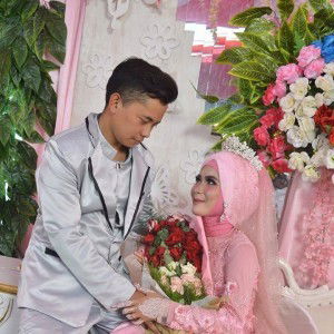 Lestari Sri Yunita profile icon