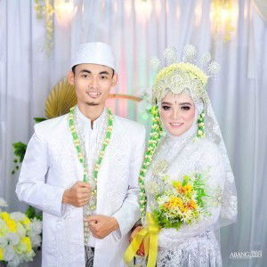 Indah Pertiwi profile icon