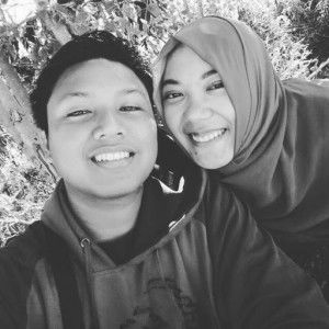 Isti Lucky Nova Azlin profile icon