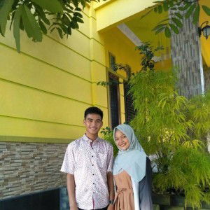 Sandi Yenni profile icon