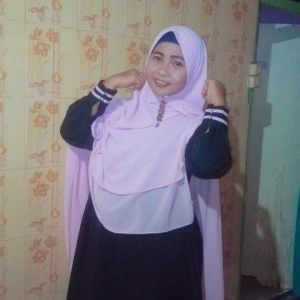 Fitri Yanti Brandt Sadi profile icon