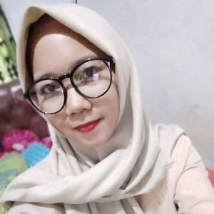 Siti Nurhamiidah profile icon