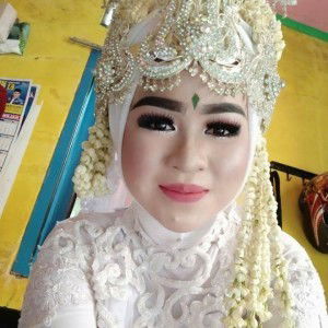 Dede Rosidah profile icon