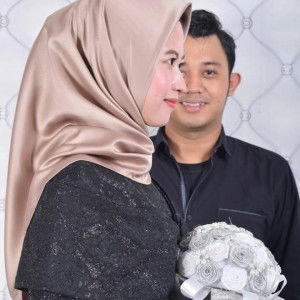 Ayu Nurcholis profile icon