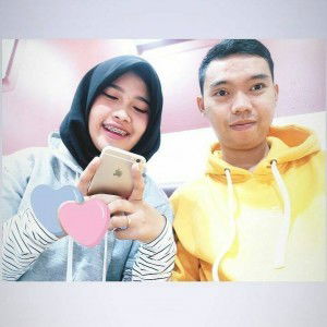 Aprill Yani profile icon