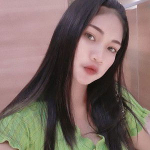 Ploypailin Pramuang profile icon