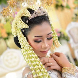 Ristina Winata profile icon