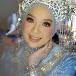 Titis Istatori profile icon