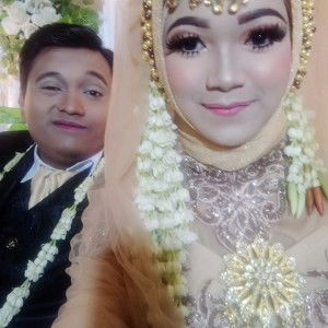 Devi Indiana Permatasari profile icon