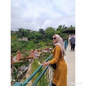 Sintha Selvia profile icon