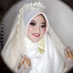 Fika Dzakiroh profile icon