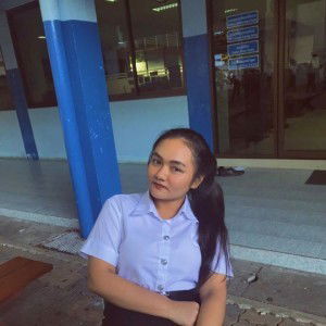 ใบ เฟิน' profile icon