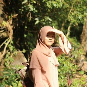 utami suci profile icon