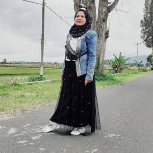 Laila Damayanty profile icon