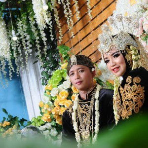 Eka Ervina Rahmayanti profile icon