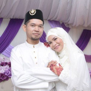 Nur Azreen profile icon