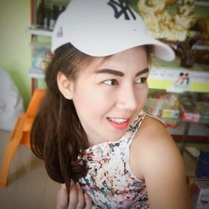 Chomphoo Eiei profile icon