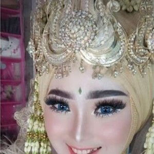 Sherly Selviana profile icon