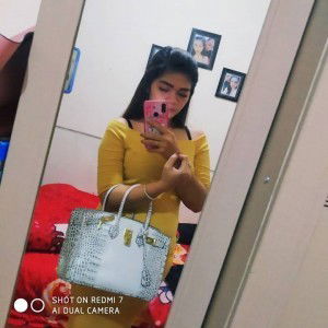 Vina Rahrliza profile icon