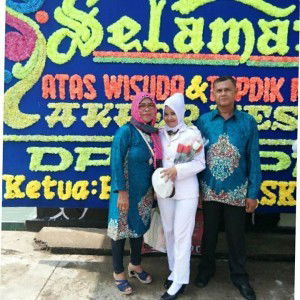 Sri Indah Rezeki Dahri profile icon