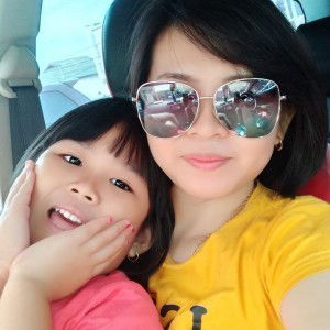 Yesi Erlina profile icon